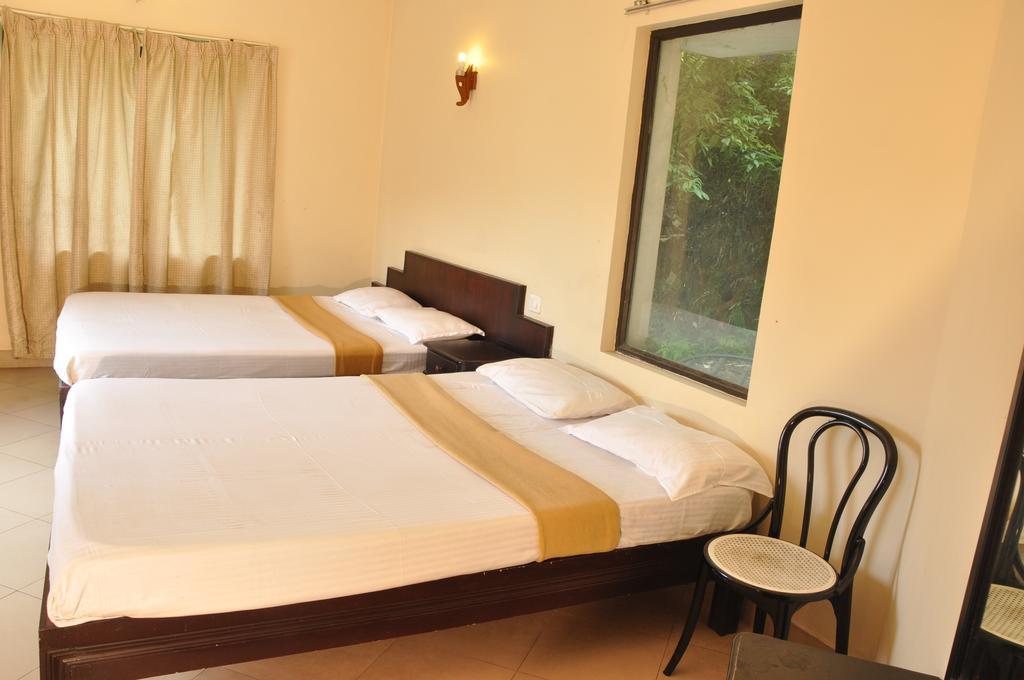 Albarad Hotel Munnar Zimmer foto